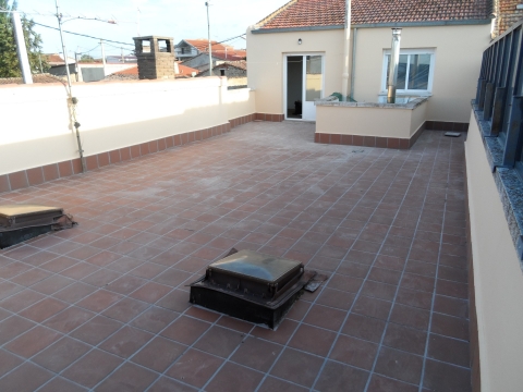revestimiento-petreo-color-crema-2-