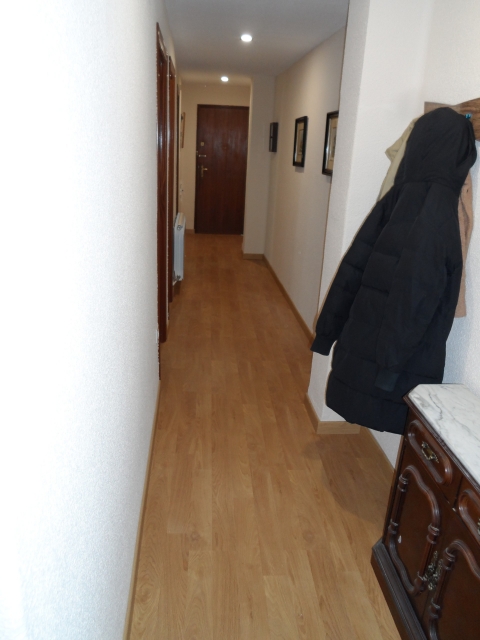 tarima-ac4-roble-y-rodapie-roble-6-